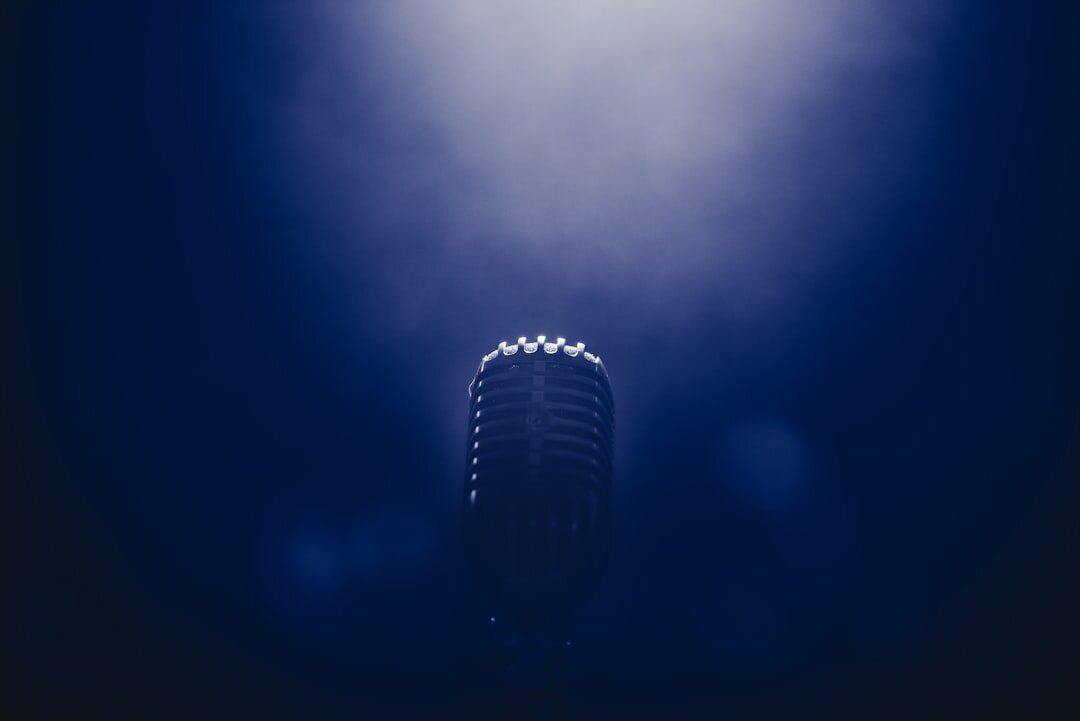 retro microphone